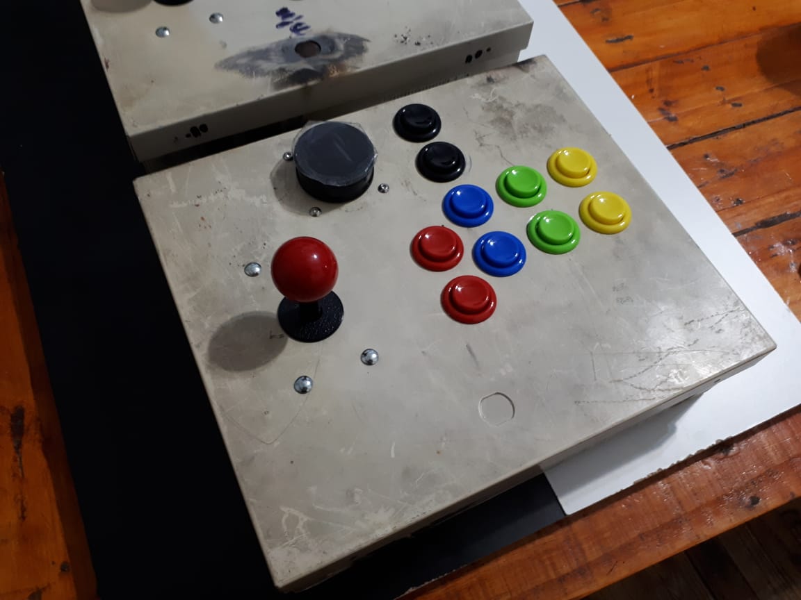 Emmadness-Custom-Fightstick.jpg