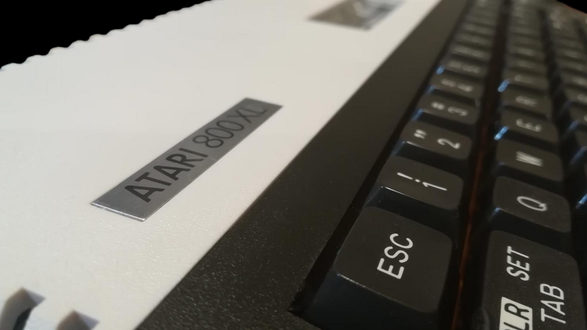 Atari800XL.jpg